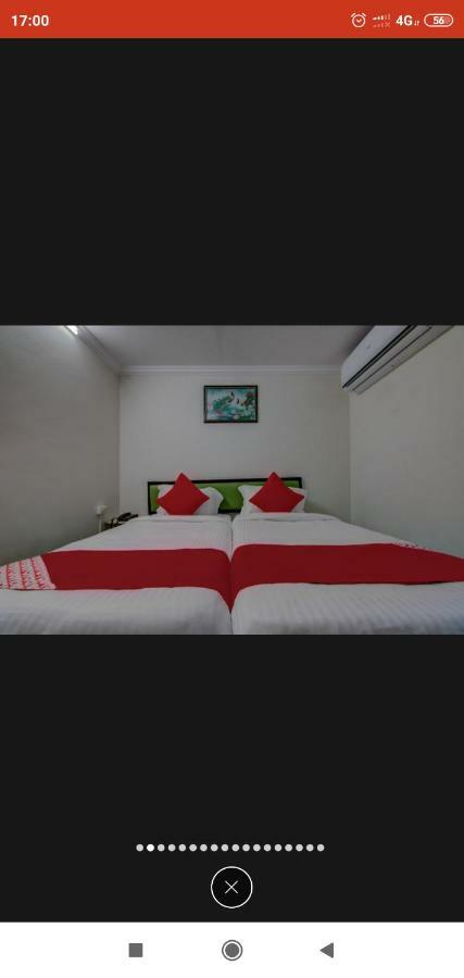 Anupama Hotel Visakhapatnam Buitenkant foto
